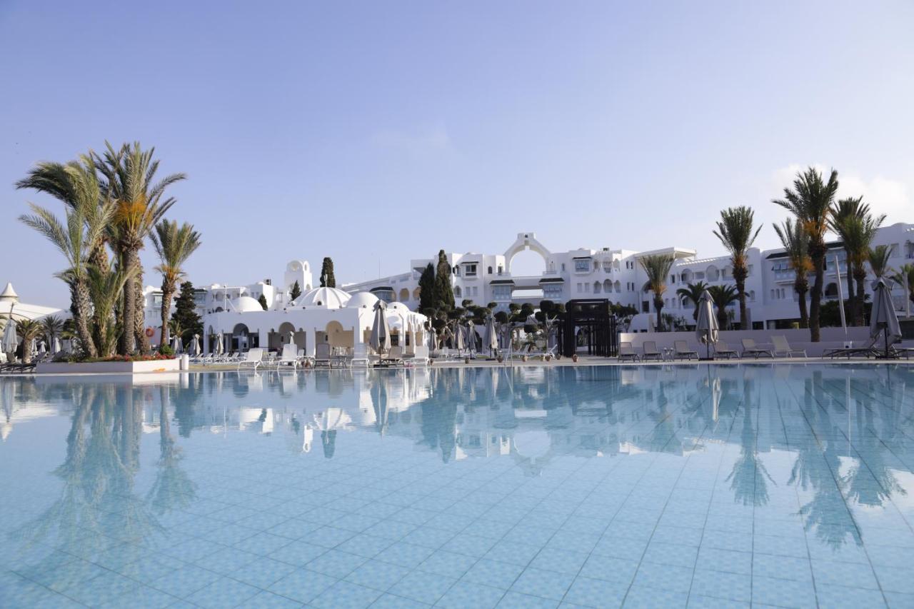 The Mirage Resort & Spa Хамамет Екстериор снимка The Royal Mirage Hotel