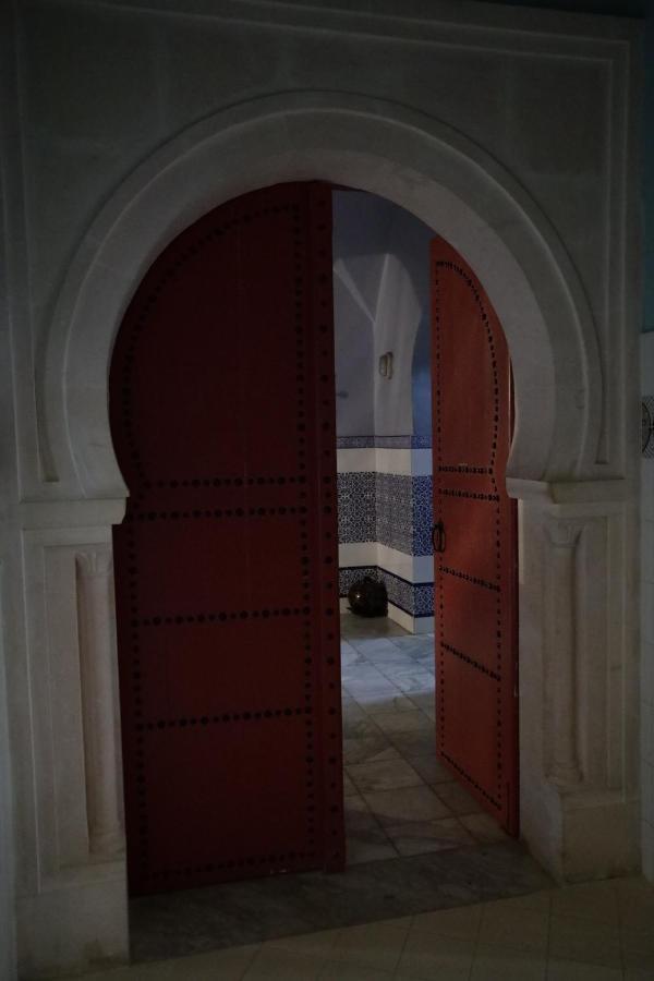 The Mirage Resort & Spa Хамамет Екстериор снимка The door of the mosque